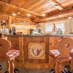 Lo Scoiattolo Hotel Gressoney-la-Trinité