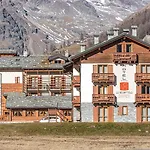 Hotel Lo Scoiattolo Gressoney-la-Trinité