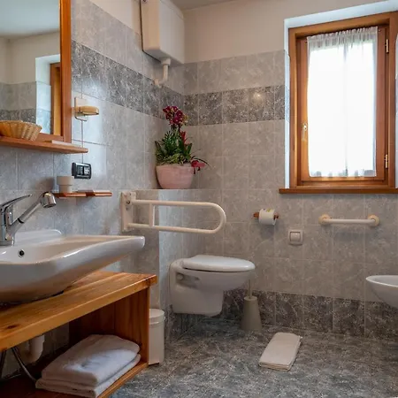 Lo Scoiattolo Hotel Gressoney-la-Trinité