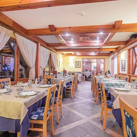 Lo Scoiattolo Hotel 4*