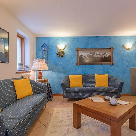 Hotel Lo Scoiattolo 4*