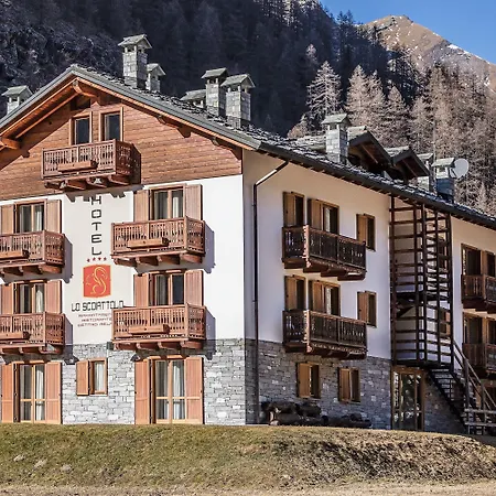 Lo Scoiattolo Hotel 4*