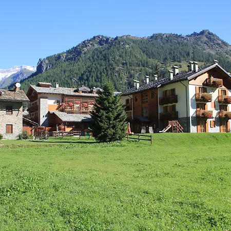 Hotel Lo Scoiattolo 4*