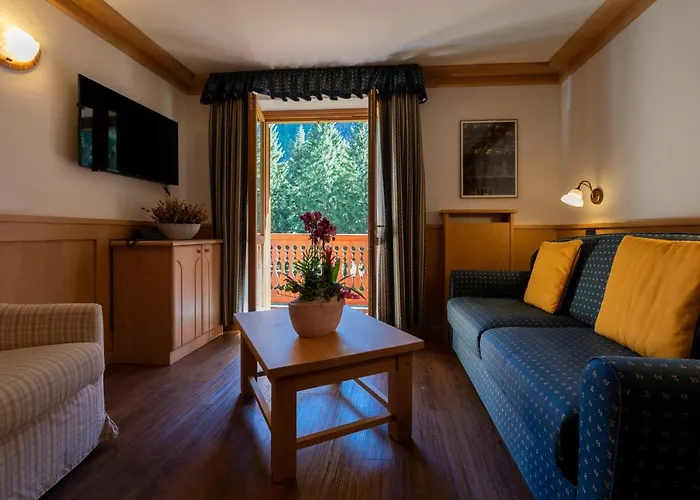 Hotel Lo Scoiattolo 4*