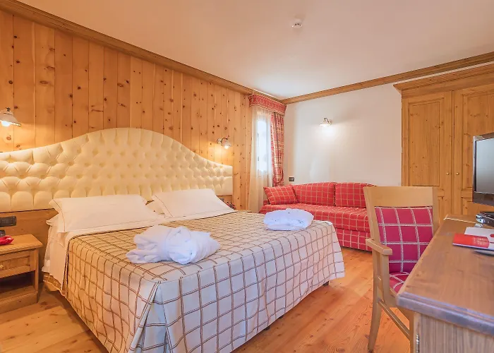 Hotel Lo Scoiattolo 4*