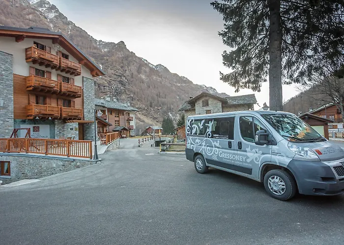Lo Scoiattolo Hotel Gressoney-La-Trinite