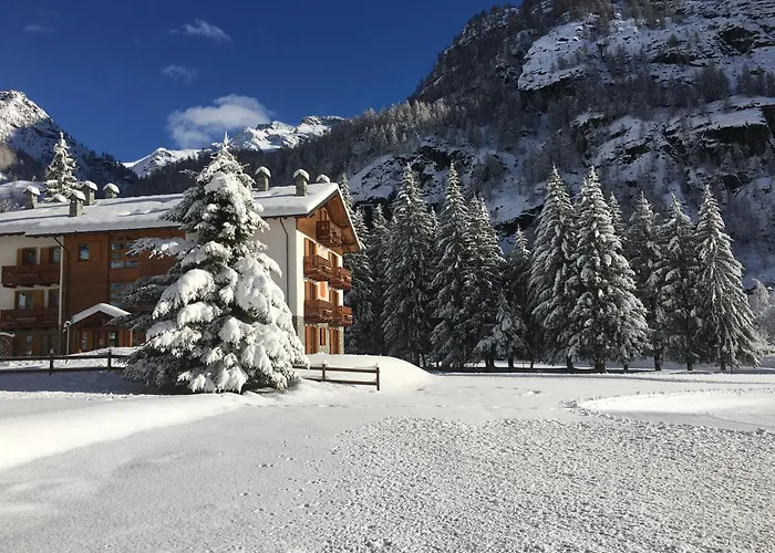 Hotel Lo Scoiattolo 4*